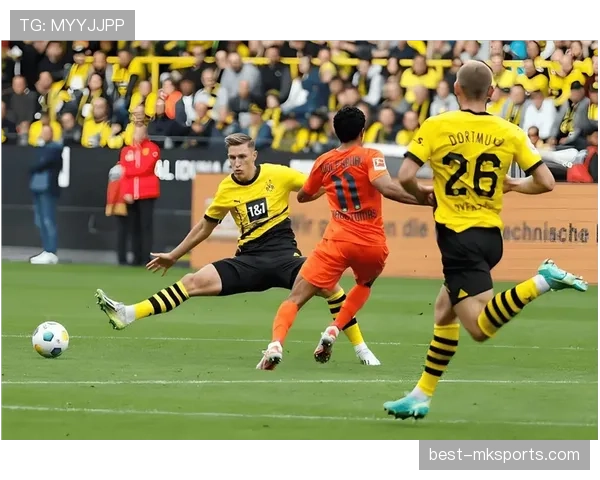 多特蒙德防线频繁被打穿，站位漏洞显现对赛季防守稳定性造成考验